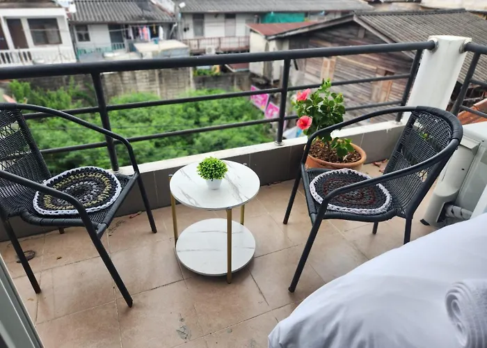 Homestay Sheikh In *